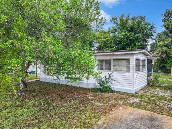 2379 GREENWOOD ST, Deltona, FL 32738