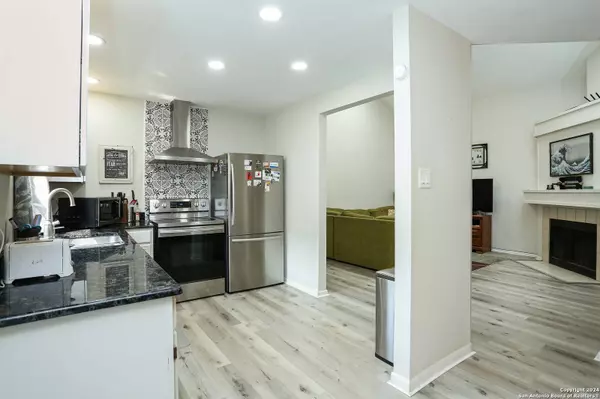 13111 BROOK GARDEN LN, San Antonio, TX 78232-5136