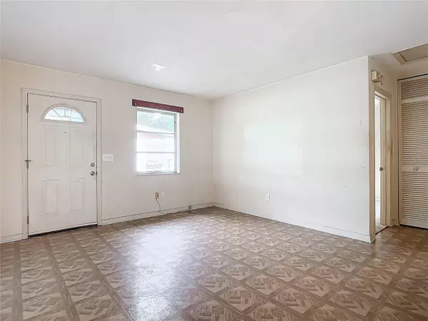 2379 GREENWOOD ST, Deltona, FL 32738