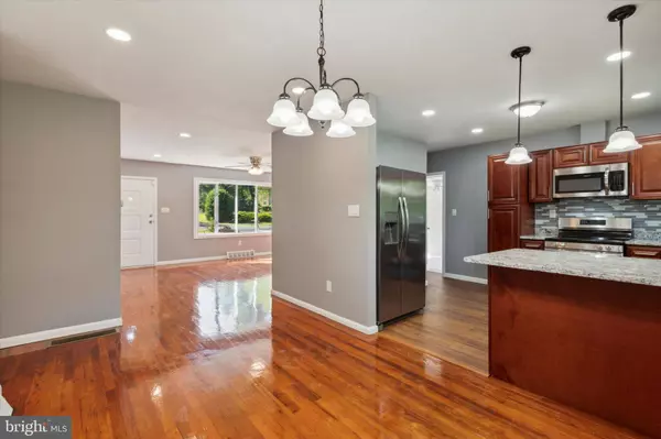 240 SWEDESFORD RD, North Wales, PA 19454