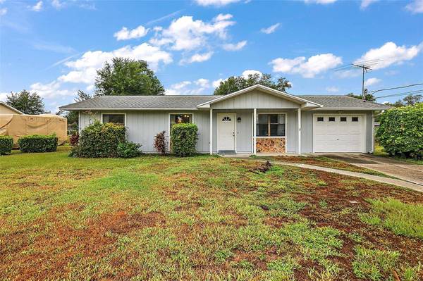 2295 CROAT ST, Mount Dora, FL 32757