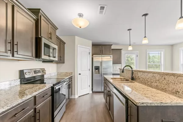 109 Morning Dew Road, Toney, AL 35773