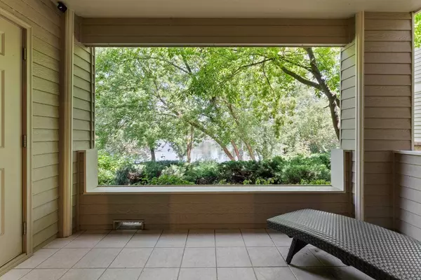 639 N Riverpoint Unit H-103 Blvd #H-103, Spokane, WA 99202