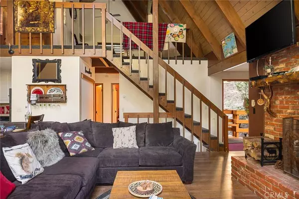 28520 Shenandoah DR, Lake Arrowhead, CA 92352