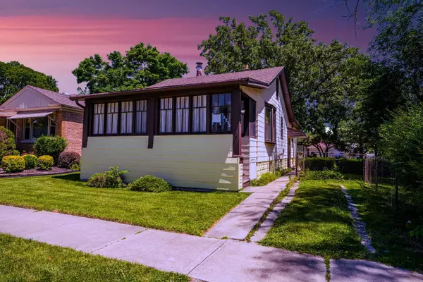 12215 Greenwood AVE, Blue Island, IL 60406