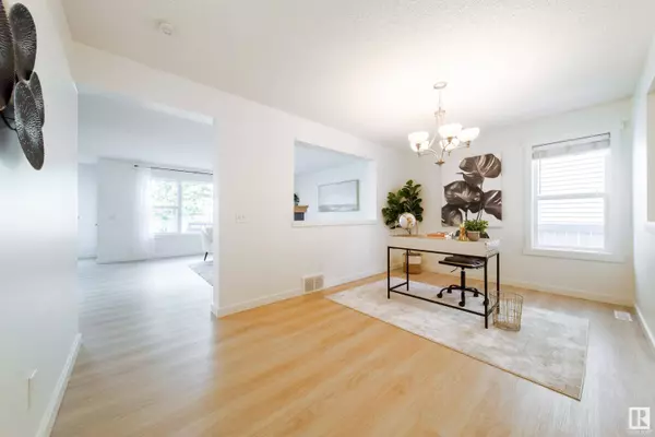 3055 SPENCE WD SW, Edmonton, AB T6X 0A5