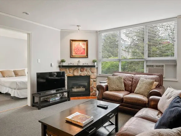 4314 MAIN ST #215, Whistler, BC V8E 1A8