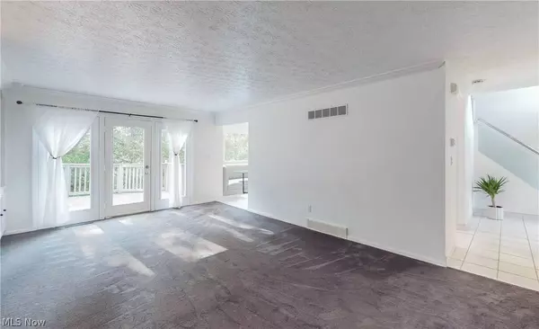 537 Beaverbrook DR, Akron, OH 44333