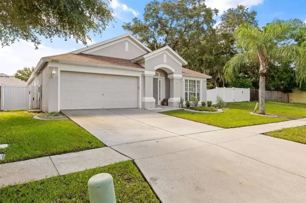 12310 HAWKEYE POINT PL, Riverview, FL 33578