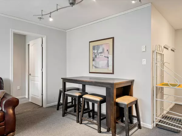 4314 MAIN ST #215, Whistler, BC V8E 1A8