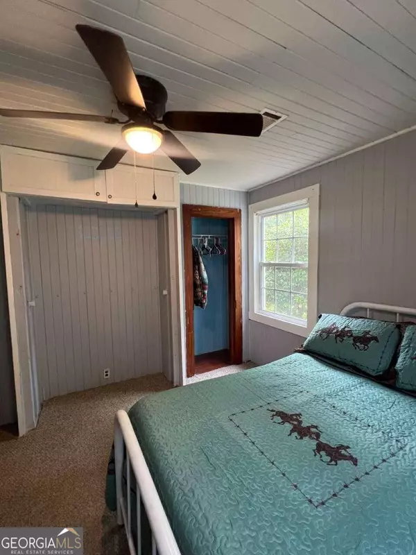 18 Harvey Womack RD, Hazlehurst, GA 31539