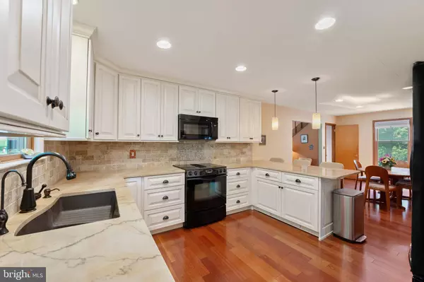 7 NOVA LN, West Grove, PA 19390