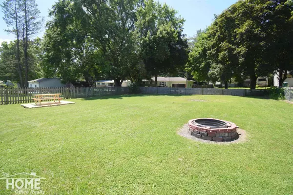 1011 N Dewey Street, Owosso, MI 48867