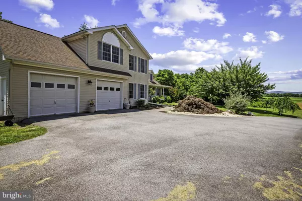 4483 WILLOW TREE DR, Middletown, MD 21769