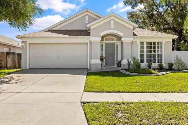 12310 HAWKEYE POINT PL, Riverview, FL 33578