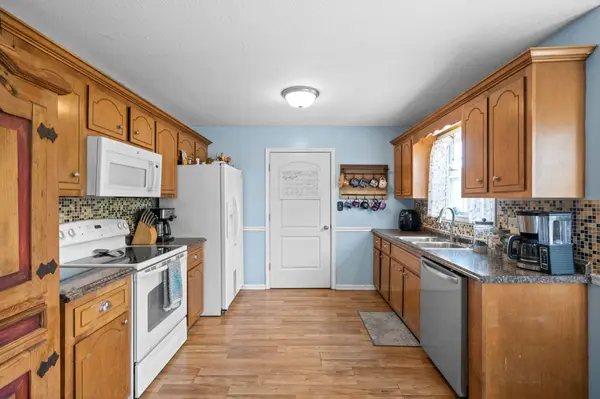 424 Piney Dr, Clarksville, TN 37042