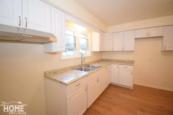 1011 N Dewey Street, Owosso, MI 48867