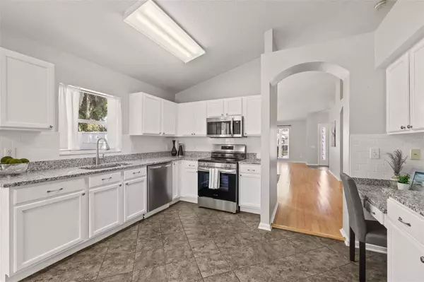 12310 HAWKEYE POINT PL, Riverview, FL 33578