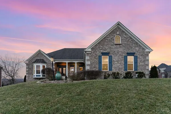 7320 Keltner Dr, West Chester, OH 45069