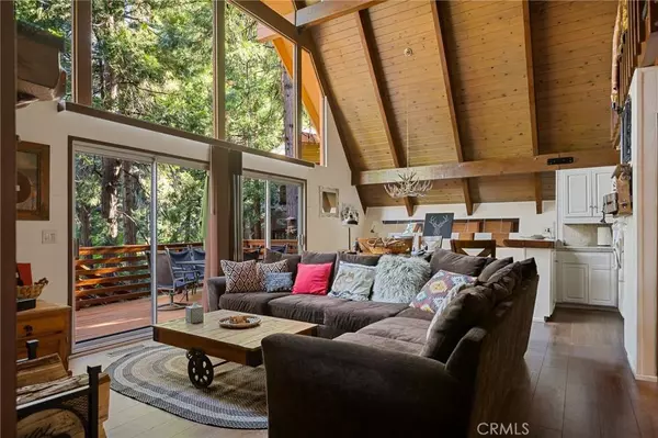 28520 Shenandoah DR, Lake Arrowhead, CA 92352