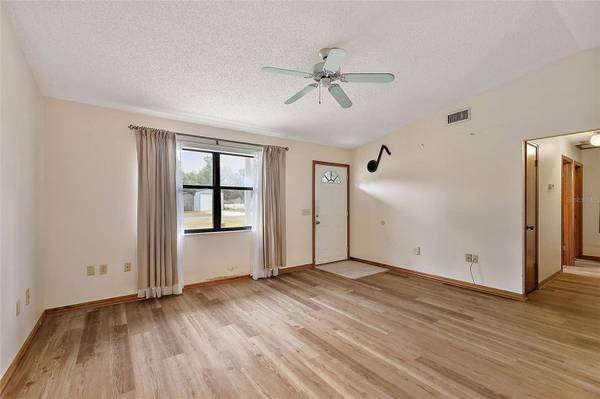 2295 CROAT ST, Mount Dora, FL 32757