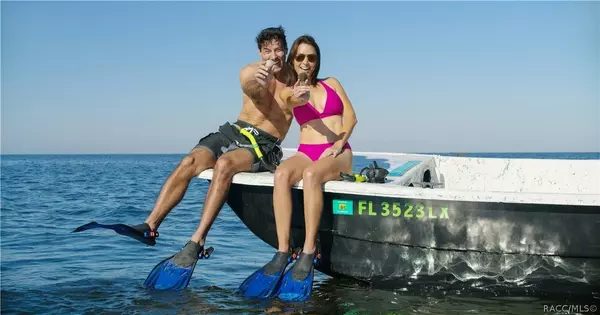 742 E Weldon LN, Dunnellon, FL 34434