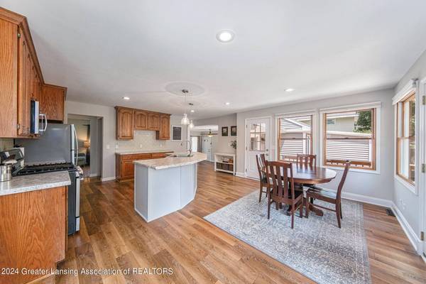 1638 E Stoll Road, Lansing, MI 48906, Lansing, MI 48906