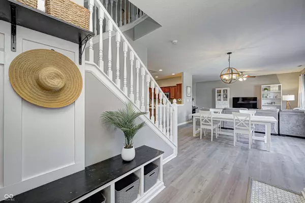 13226 Komatite WAY #800, Fishers, IN 46038