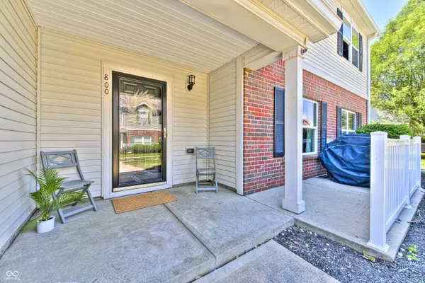 13226 Komatite WAY #800, Fishers, IN 46038