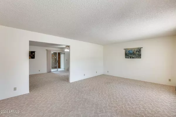 4765 E CALYPSO Avenue, Mesa, AZ 85206