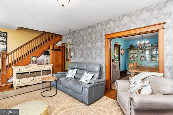 310 GRAHAM ST, Harrisburg, PA 17110