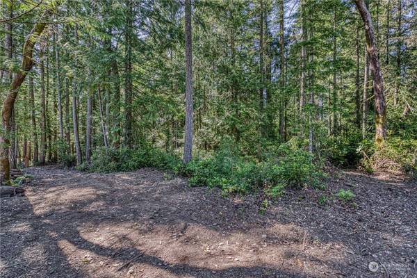 7106 161st AVE NW, Lakebay, WA 98349