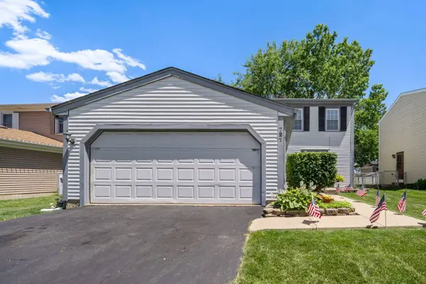 727 Sand Creek Drive, Carol Stream, IL 60188