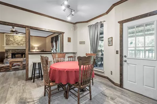 1107 S State Highway 121, Bonham, TX 75418