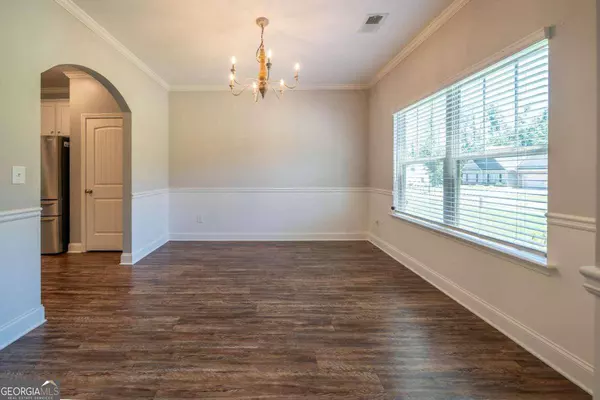 21 Thunderhawk LN NE, Rydal, GA 30171