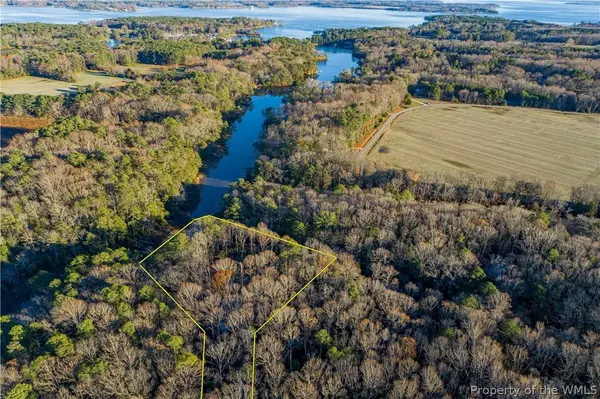 326 Meyers DR, Lancaster, VA 22503