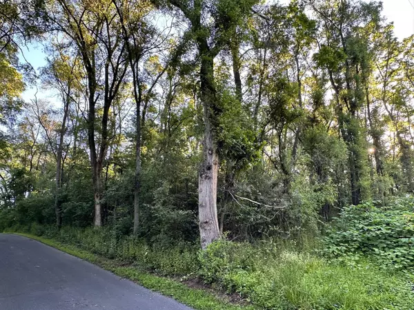 811 Wisconsin ST, Hudson, WI 54016