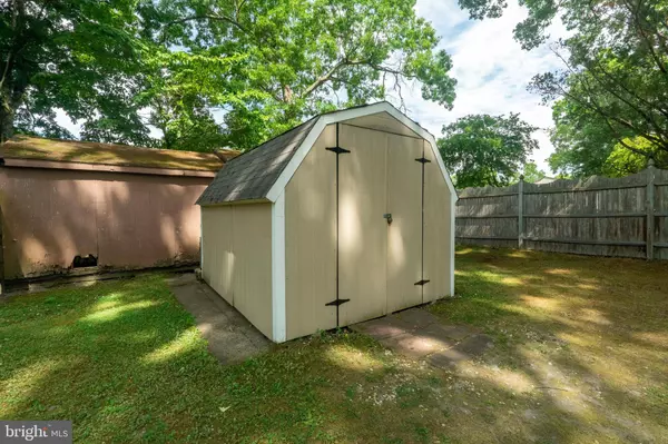 1434 ALLEN AVE, Vineland, NJ 08360