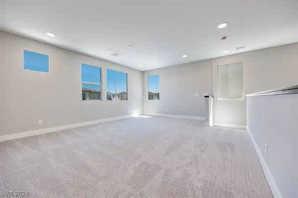 1125 Azure Jay Avenue, North Las Vegas, NV 89084