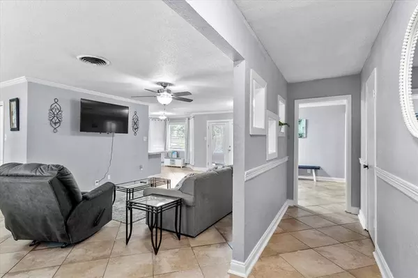 3829 Touraine AVE, Port Arthur, TX 77642