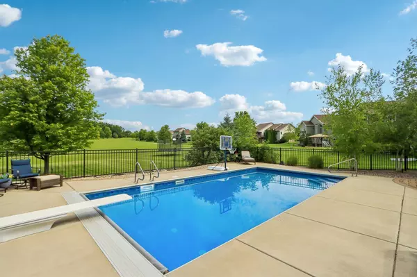 6463 Harvest Moon Court, Waunakee, WI 53597