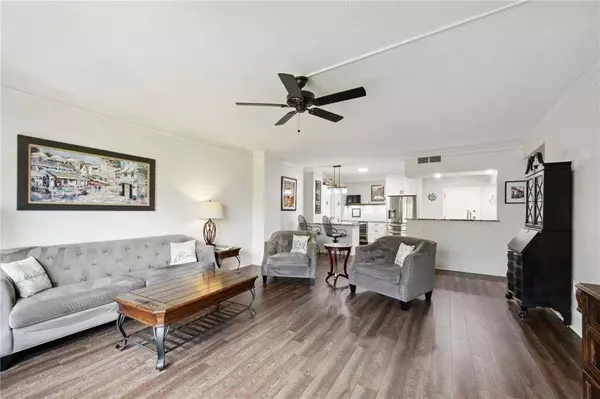 1750 ST. CHARLES AVE #418, New Orleans, LA 70130