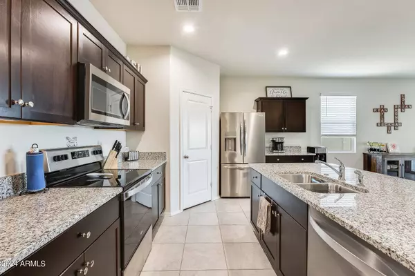 24333 W JONES Avenue, Buckeye, AZ 85326