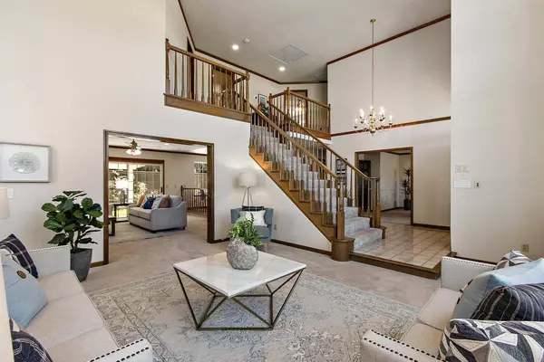 816 Lake Front DR, Sacramento, CA 95831