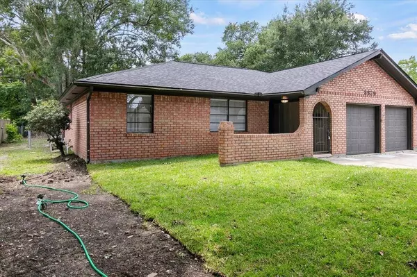 3829 Touraine AVE, Port Arthur, TX 77642