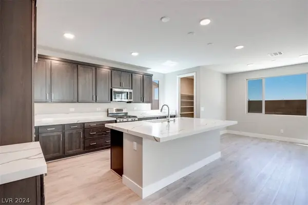 1125 Azure Jay Avenue, North Las Vegas, NV 89084