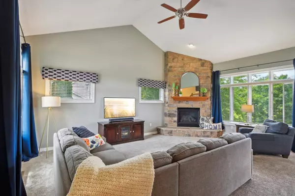 6463 Harvest Moon Court, Waunakee, WI 53597