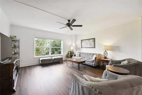 1750 ST. CHARLES AVE #418, New Orleans, LA 70130