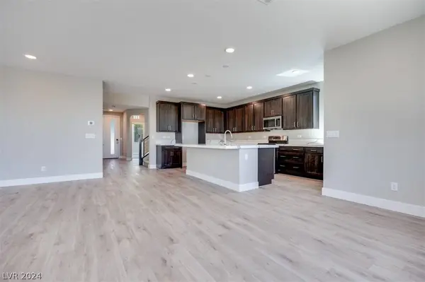 1125 Azure Jay Avenue, North Las Vegas, NV 89084