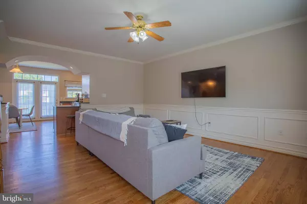 71 BABYLONICA CT, Bunker Hill, WV 25413